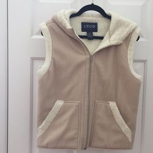 Izod NWOT Sherpa vest